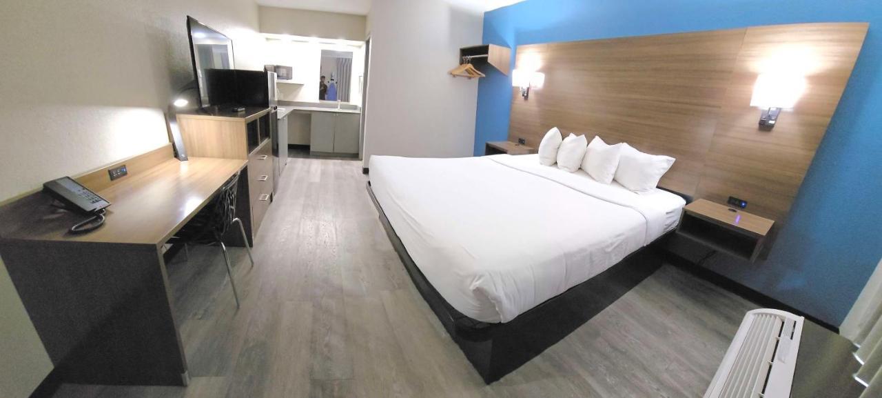 Surestay Studio By Best Western Виктория Экстерьер фото