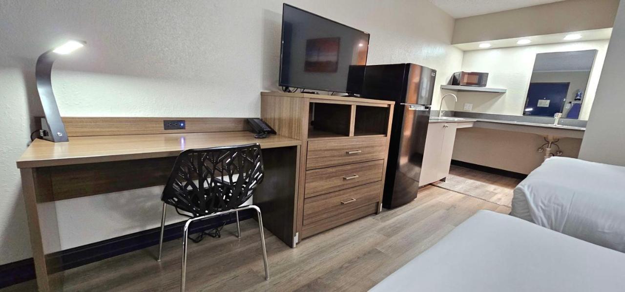 Surestay Studio By Best Western Виктория Экстерьер фото